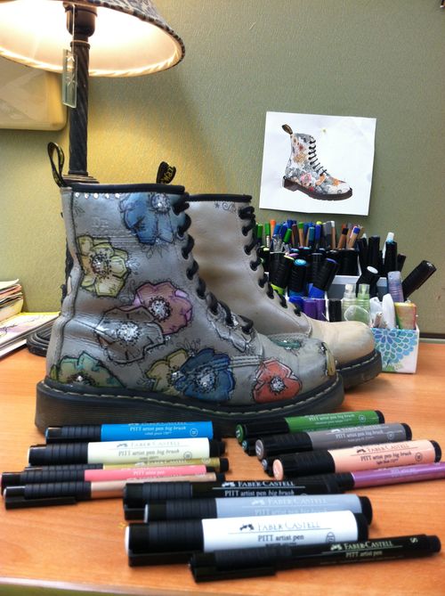 upcycled shoe art 7